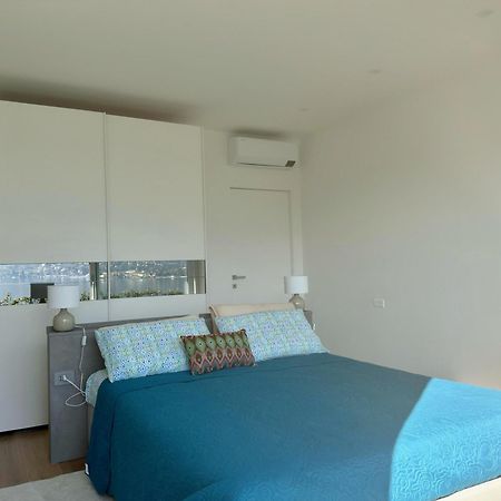 Elda Apartment With Garden And Lake View Onno Екстер'єр фото