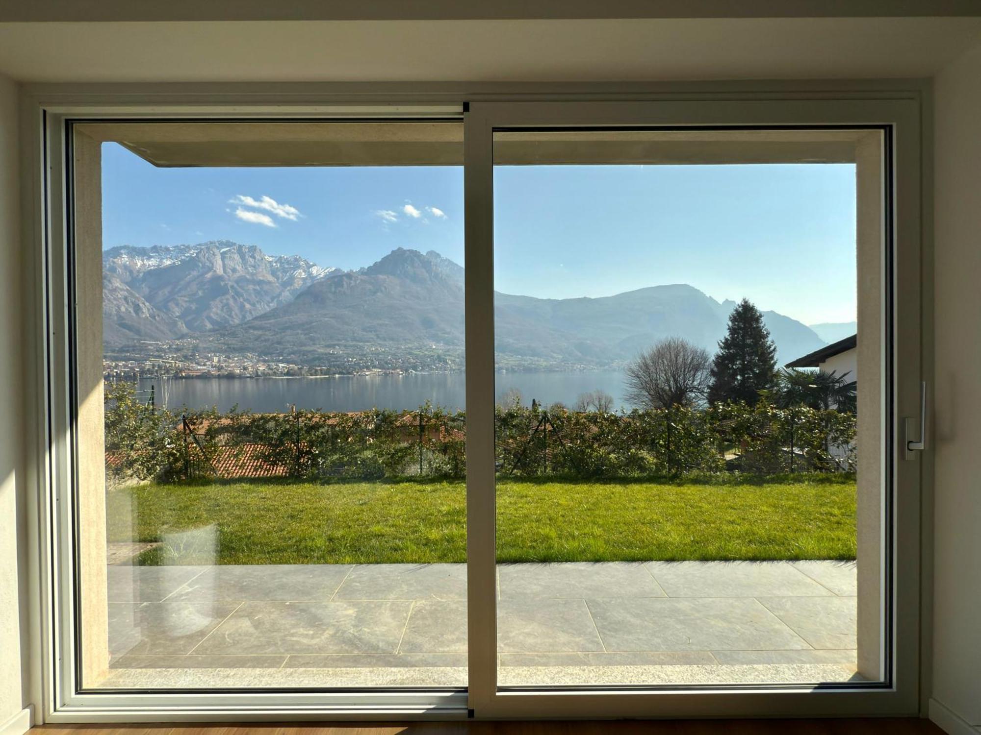 Elda Apartment With Garden And Lake View Onno Екстер'єр фото